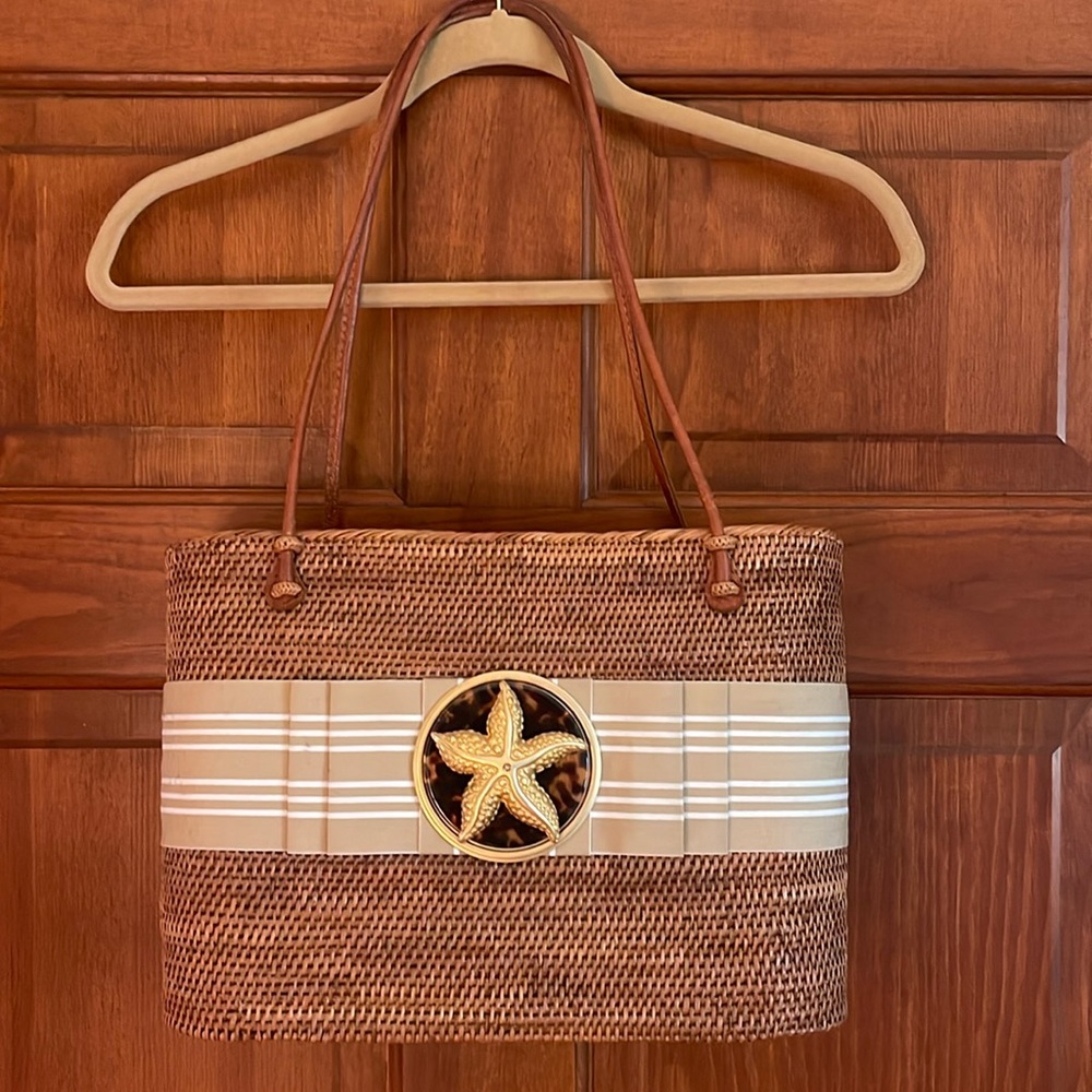 Rattan shoulder bag with gold starfish and tortoise shell detail